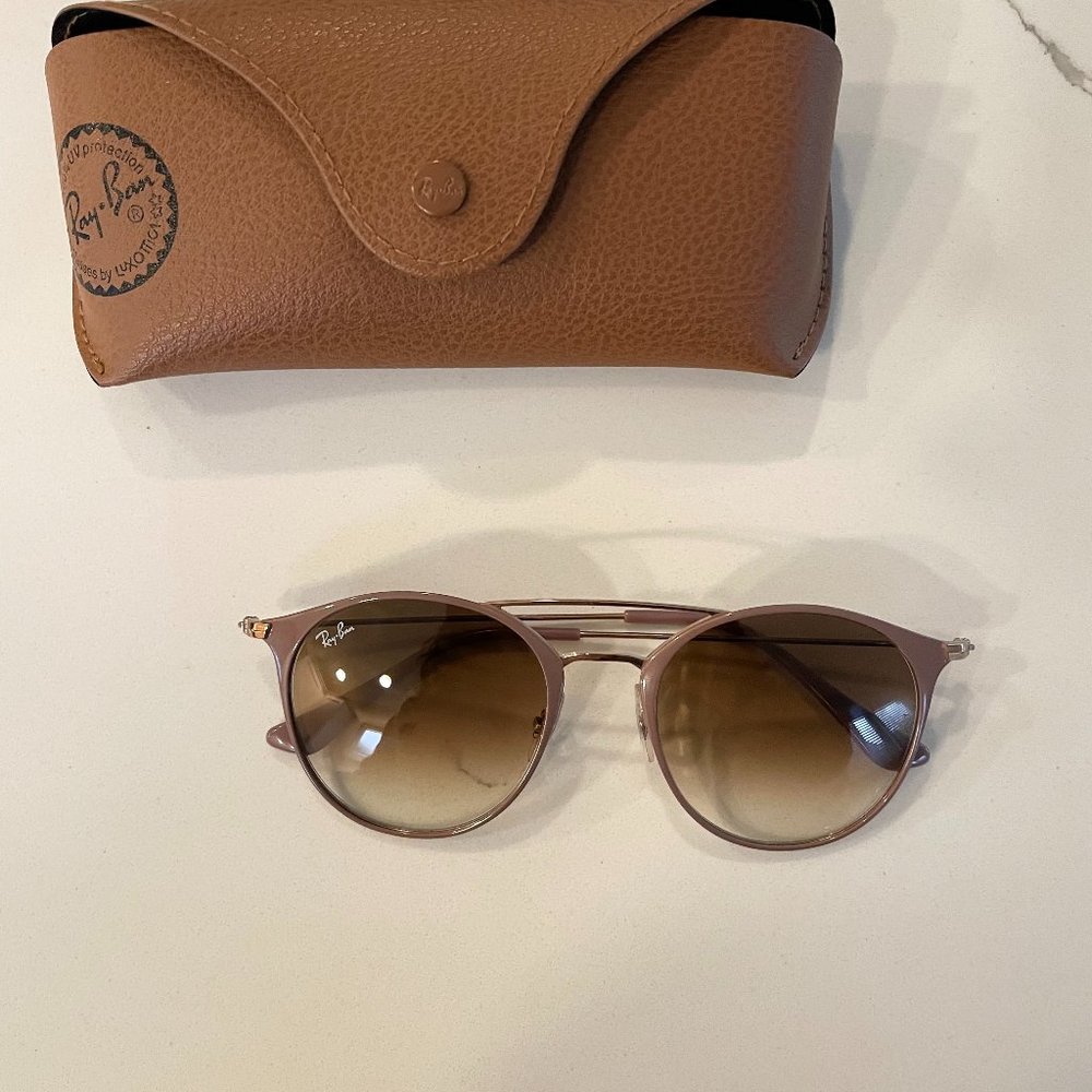 Ray Ban Sunglasses Copper Top on Beige RB3546 907151